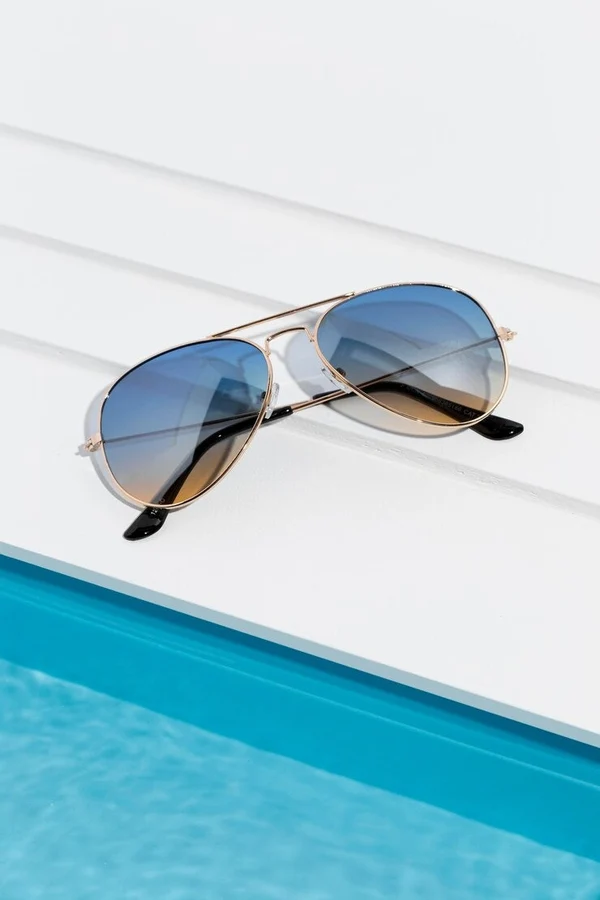 What Features Should You Look for in Adjustable Sunglasses?