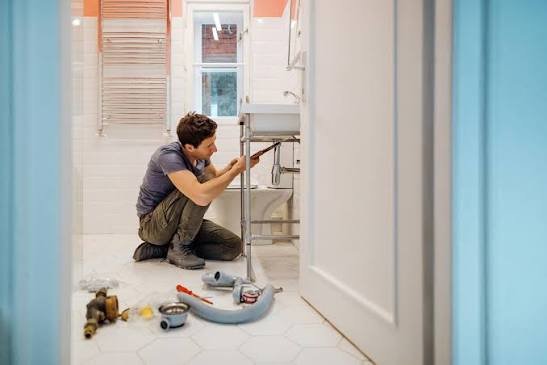 What to Check With Your Plumbing Before Any Home Renovation